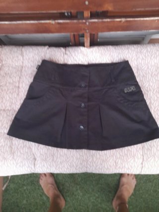 Falda negra Skunkfunk