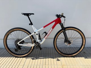 Berria Mako Racer