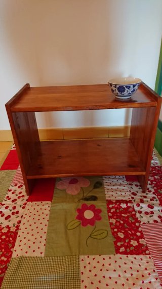 Tavolino ausiliario in legno di pino Ikea