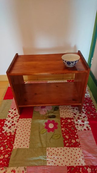 Tavolino ausiliario in legno di pino Ikea