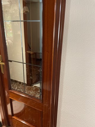Lote de 9 Puertas de Madera Sapelli