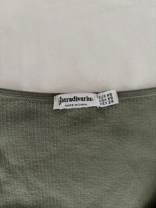 Camiseta Stradivarius manga larga