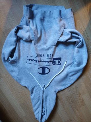 Sudadera Champion New York Gris