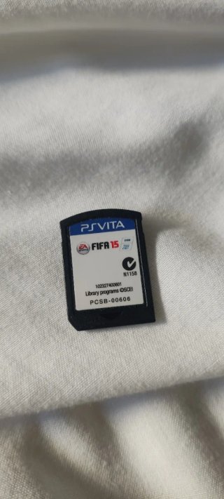 FIFA 15 PS Vita