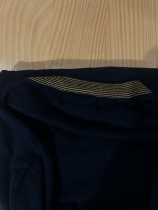 Jersey Fred Perry Negro y Dorado