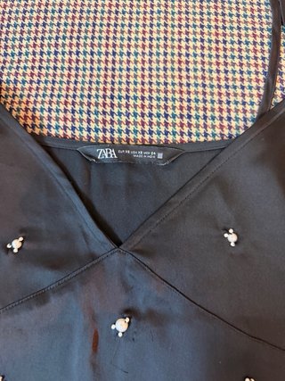 Conjunto de pantalones y 2 tops de fiesta