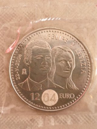 Moneda 12 Euro Felipe y Letizia 2004