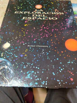 Libro del espació a color del ,1979