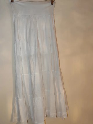 Falda larga blanca boho