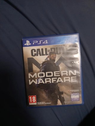 Call of Duty: Modern Warfare (PS4)
