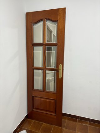 Puerta Vidriera Clásica Madera en perfecto estado