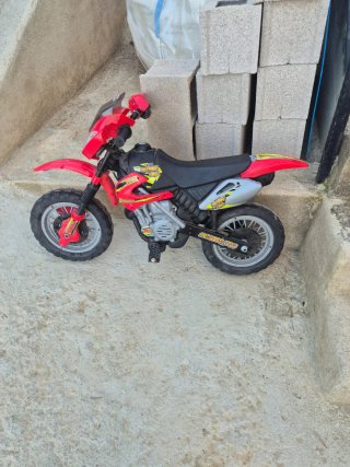 Moto Eléctrica Infantil Roja