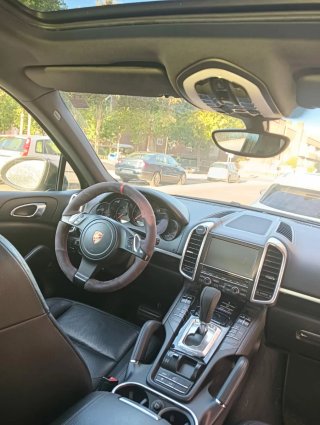 Porsche Cayenne 2012
