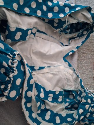 Traje de flamenca lunares azul y blanco