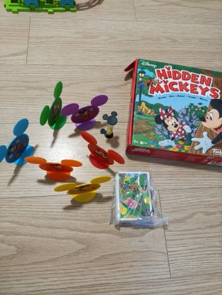 Juego de Mesa Hidden Mickeys Disney
