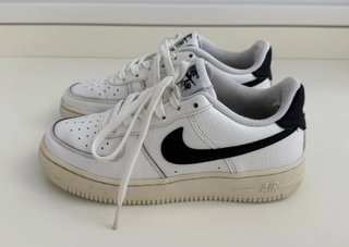 Nike Air Force 1 Blancas y Negras Talla 36