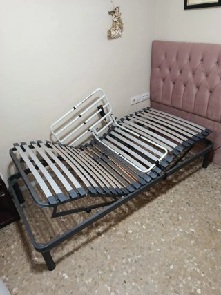 Cama Articulada con Estructura Metálica