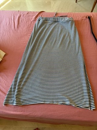 Conjunto jersey y falda de rayas