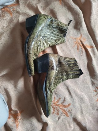 Stivali in pelle  coccodrillo