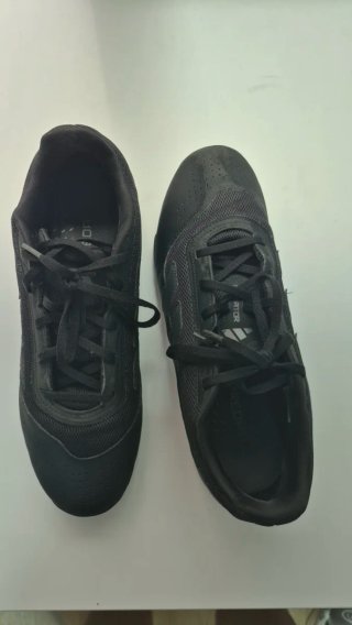 Zapatos Adidas Predator Sala Negro(acepto oferta)