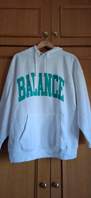 Sudadera Blanca con Estampado Verde
