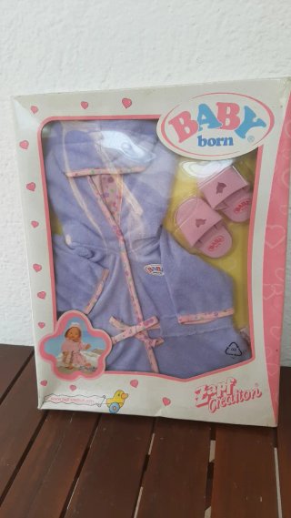 Albornoz Baby Born con Zapatillas