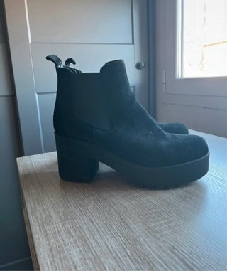 Botines de tacón negros