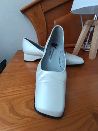 Zapatos de novia Los pequeños suizos Talla 39