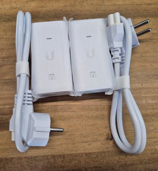 2x Inyector PoE Ubiquiti UPOE AF