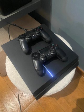 PS4 Fat 1TB + 2 controller originali SONY