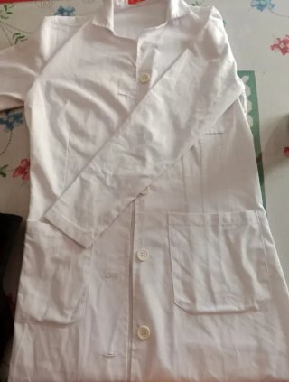 Bata de laboratorio. Blouse de laboratoire.