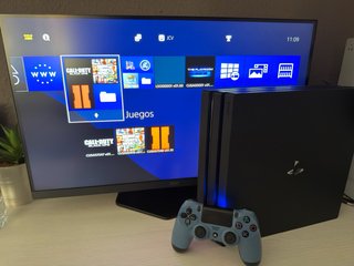 PS4 PRO 1TB + Mando Dualshock 4 Azul