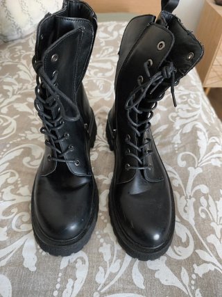 Botas imitación Dr. Martens nº40