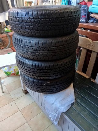 Neumáticos de coche (4 unidades)