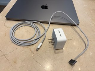 MacBook Air M2 13,6” 512GB 8GB RAM, como nuevo
