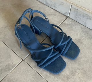 Sandalias Stradivarius Tacon Bajo Azul Denim