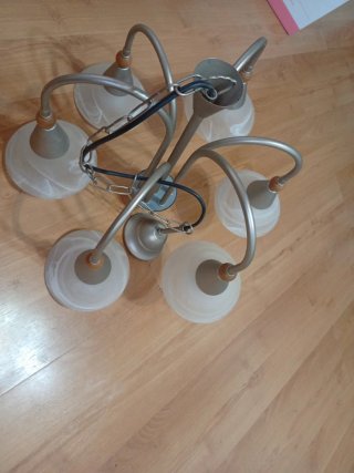 Lámpara de techo plateada con 6 brazos