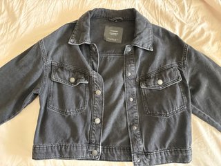 Chaqueta vaquera negra Stradivarius Talla S