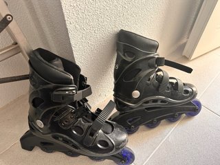 Patines en línea negros