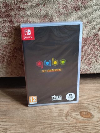 Q.U.B.E. 10th Anniversary Switch Precintado