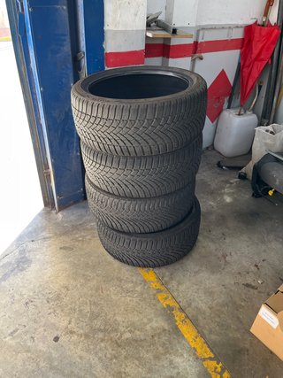 4 Neumáticos Bridgestone Blizzak LM005