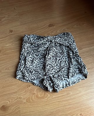 Falda corta estampado animal print