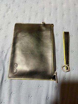 Clutch Pedro Gomez Negro y Amarillo