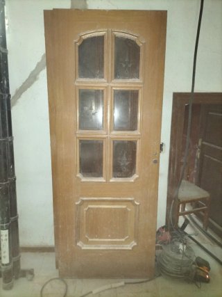 Puerta de madera maciza con cristal 2ud 35€/ud