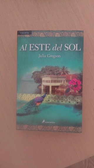 Libro Al este del sol