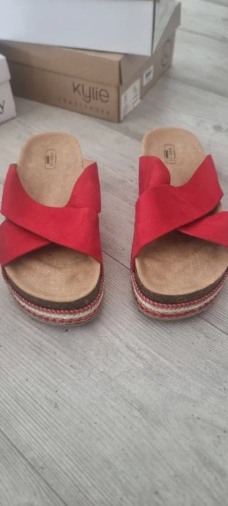 Sandalias Kylie Rojas