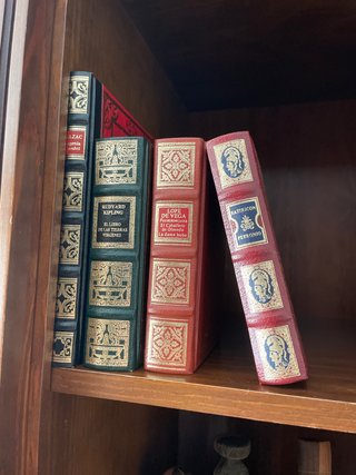 Grandes Genios de la Literatura Universal