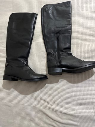 Botas altas negras
