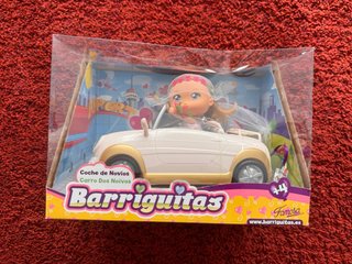 Barriguitas Coche de Novios con Muñeca