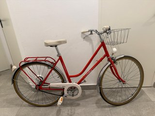 Bicicleta de paseo Orbea roja